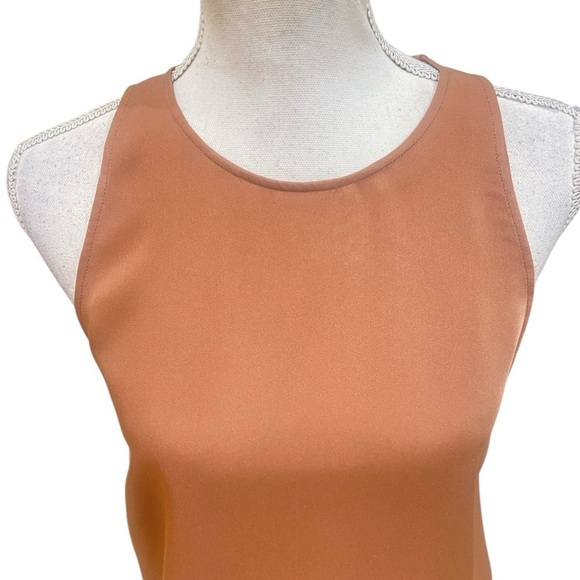 Theory 100% silk terracotta long key hole back tank top high low hem size medium - Picture 5 of 10